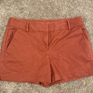 LOFT Riviera Short size 8 Brick Red